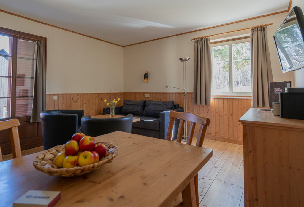 theater-und-feriendorf-koenigsleitn-litschau-hotelresort-zimmer-wohnungen-1 theater-und-feriendorf-koenigsleitn-litschau-hotelresort-zimmer-wohnungen-1