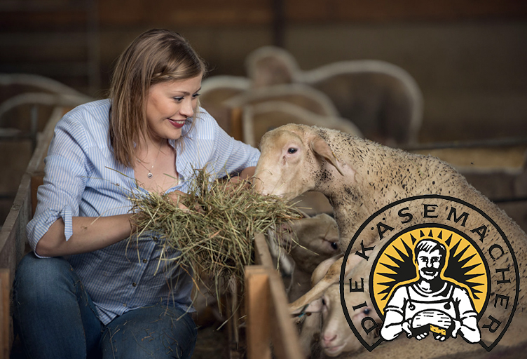 theater-und-feriendorf-koenigsleitn-saisonale-erlebnisse-kaesemacherwelt